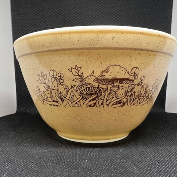 🍄 Vintage Pyrex 401 Mixing Bowl – Mushroom Speckled Tan Brown – 1.5 Pint - Picture 1 of 8